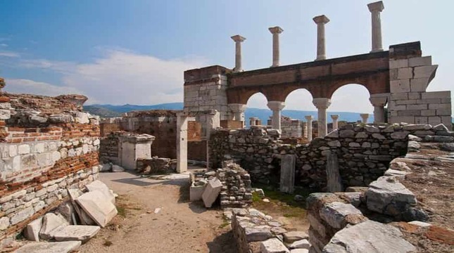 2 Days Ephesus and Priene Miletos Didyma Tour