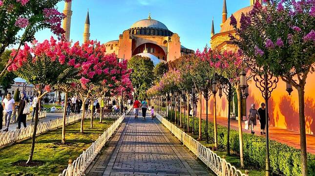 6 Days Istanbul and Cappadocia Tour